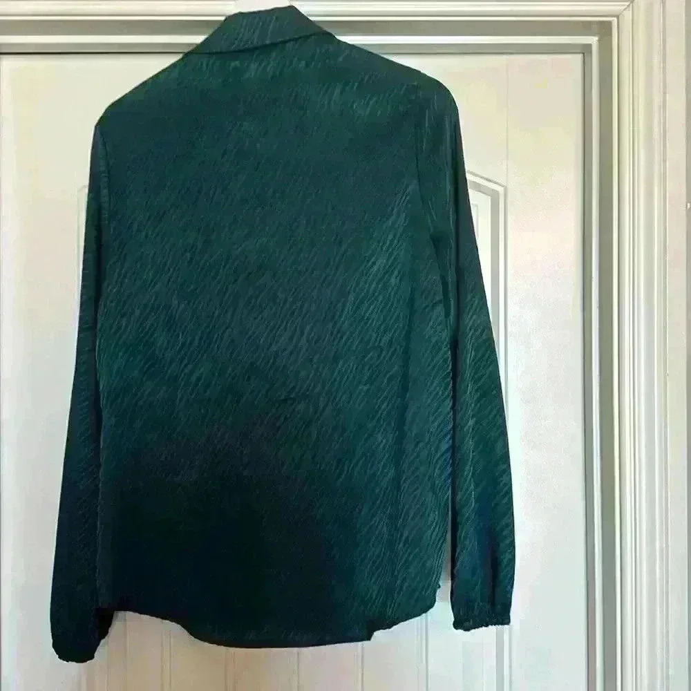 NWOT blouse - Picture 5 of 5